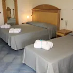 Hotel Le 3 Lanterne 4*