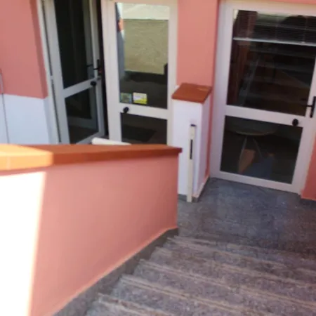 Le 3 Lanterne Hotel